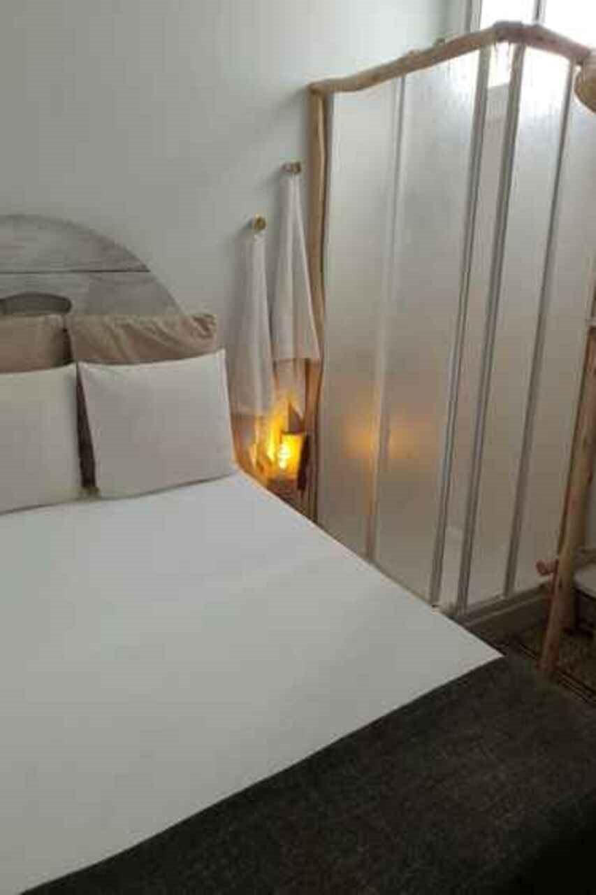 Cactus Host Hostel *